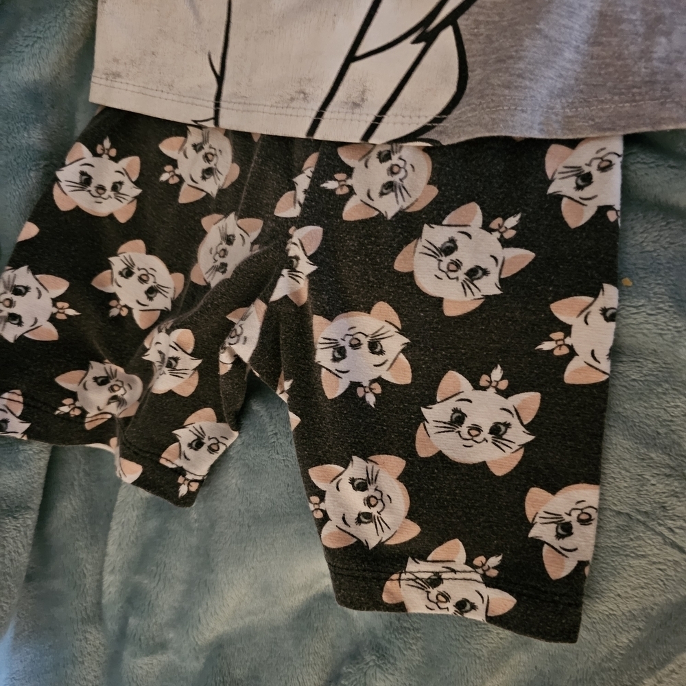 Disney Gray and Black Cat Print Kids Pajama Set - Picture 5 of 8